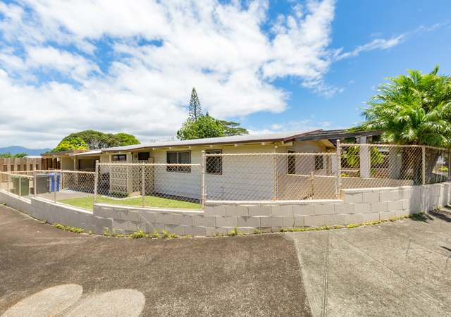 Photo of 2324 Komo Mai Dr, Pearl City, HI 96782