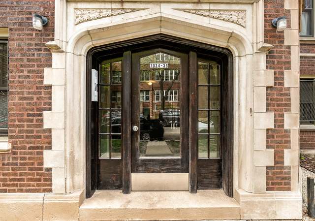 Photo of 7034 N Paulina St #2, Chicago, IL 60626