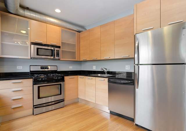 Photo of 7034 N Paulina St #2, Chicago, IL 60626
