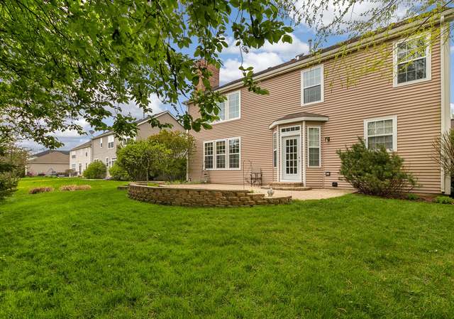 Photo of 1140 Dorr Dr, Sugar Grove, IL 60554