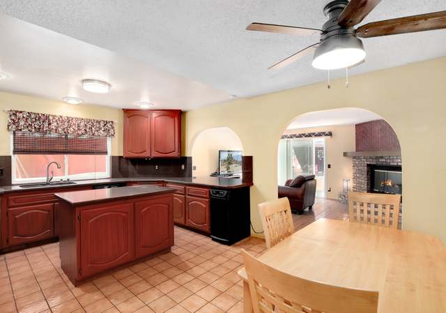 Photo of 875 El Caminito Rd, Fallbrook, CA 92028