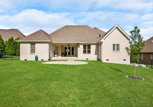 Photo of 1605 Sunset Park Dr, Nolensville, TN 37135