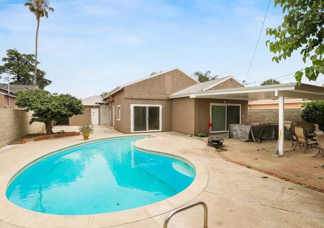 Photo of 7051 Calhoun Ave, Van Nuys, CA 91405