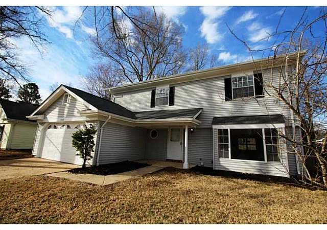 Property at 1725 Star Lake Dr, Virginia Beach, VA 23453, 4 beds, 2.5 baths