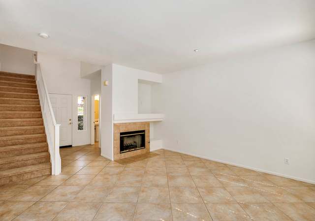 Photo of 9860 Fieldthorn St, San Diego, CA 92127