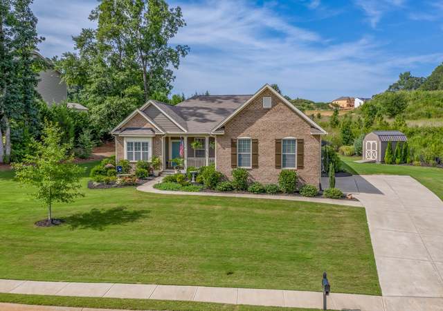 Photo of 143 Scotts Bluff Dr, Simpsonville, SC 29681-8011