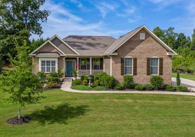 Photo of 143 Scotts Bluff Dr, Simpsonville, SC 29681-8011