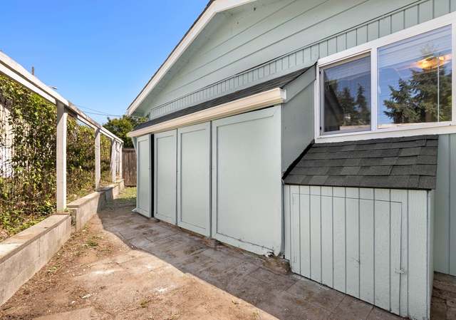 Photo of 3601 NE 23rd Ct, Renton, WA 98056