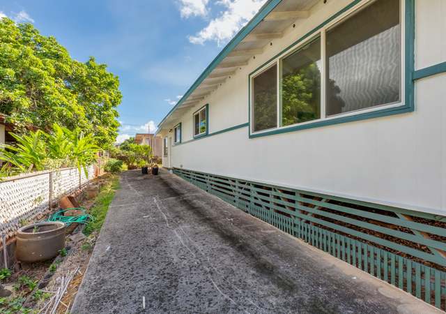 Photo of 1437 Kaleilani St, Pearl City, HI 96782