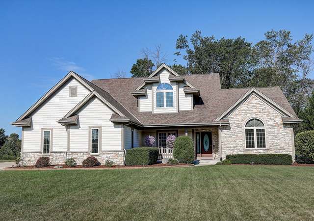 Photo of W144N9869 Sun Valley Trl, Germantown, WI 53022