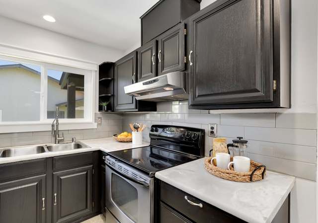 Photo of 13835 Via Rimini, San Diego, CA 92129