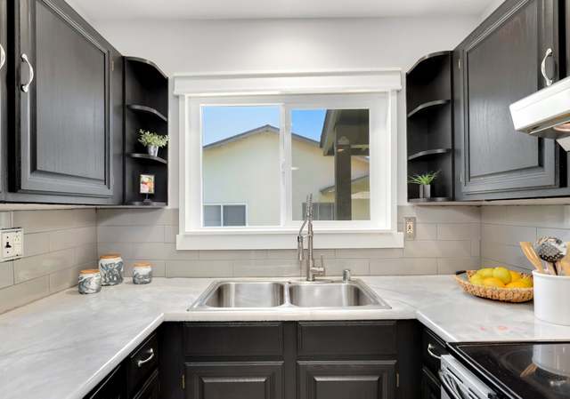 Photo of 13835 Via Rimini, San Diego, CA 92129