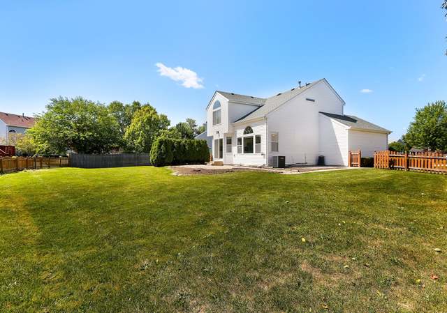 Photo of 716 Marigold Ct, Naperville, IL 60540