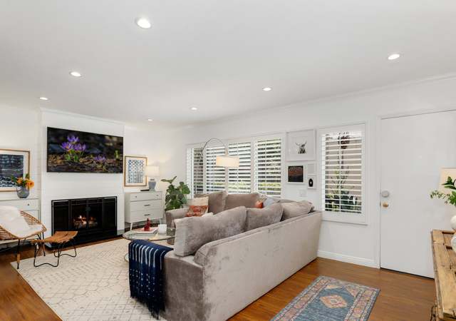 Photo of 5660 Etiwanda Ave #2, Tarzana, CA 91356