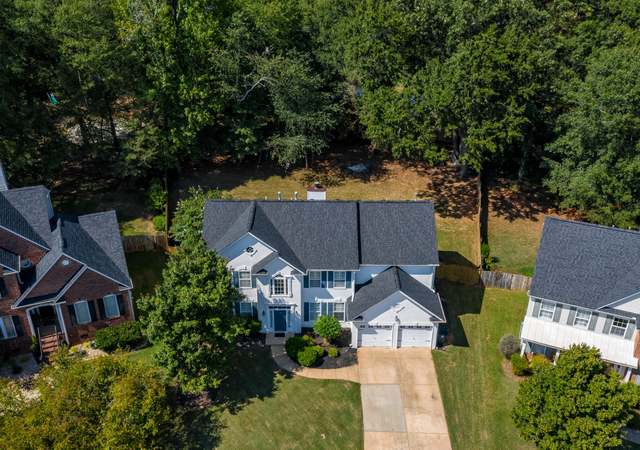Photo of 15 Wolf Den Dr, Greer, SC 29650
