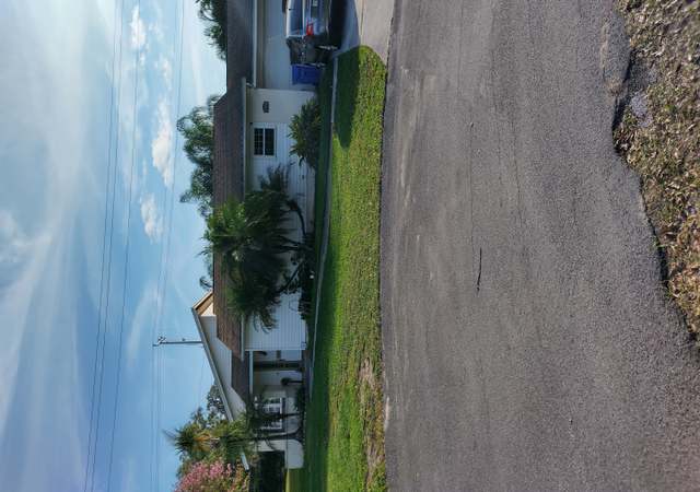 Property at 4966 Foxrun Ln, Lakeland, FL 33813, 3 beds, 2 baths