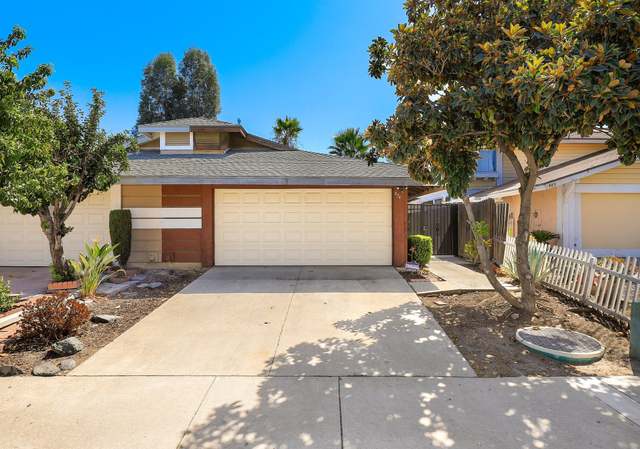 Photo of 874 Robin Dr, Lake Elsinore, CA 92530