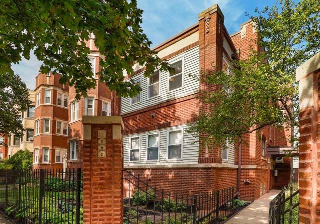 Photo of 1238 W Albion Ave, Chicago, IL 60626
