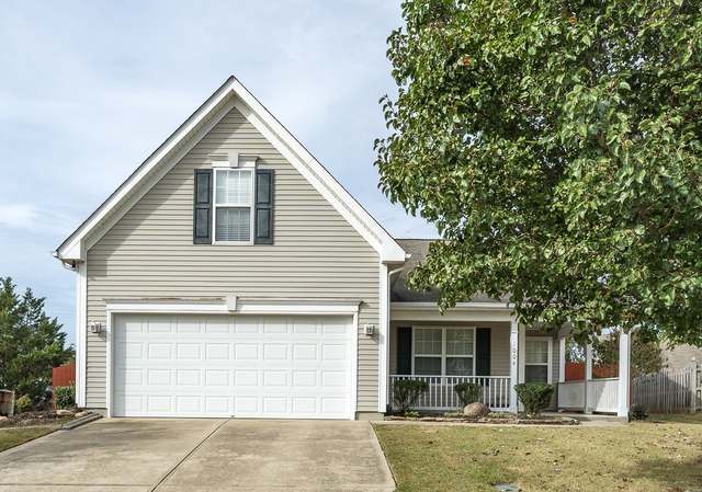Photo of 1004 Narcissus Ct, Clayton, NC 27520