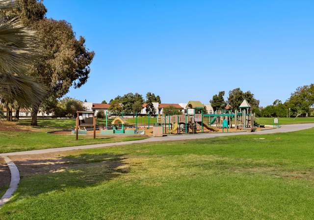 Photo of 8281 Gold Coast Dr #3, San Diego, CA 92126
