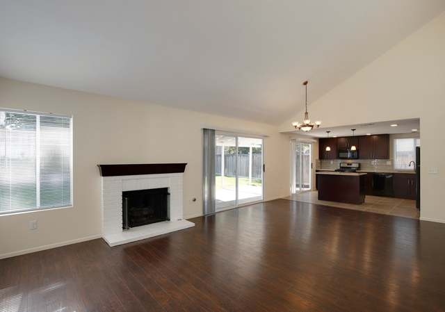 Photo of 326 Holiday Way, Oceanside, CA 92057
