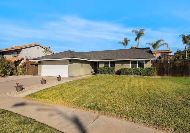 Photo of 1665 Zinnia St, Corona, CA 92882