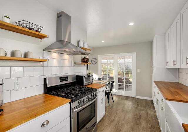 Photo of 14208 Powers Rd, Poway, CA 92064