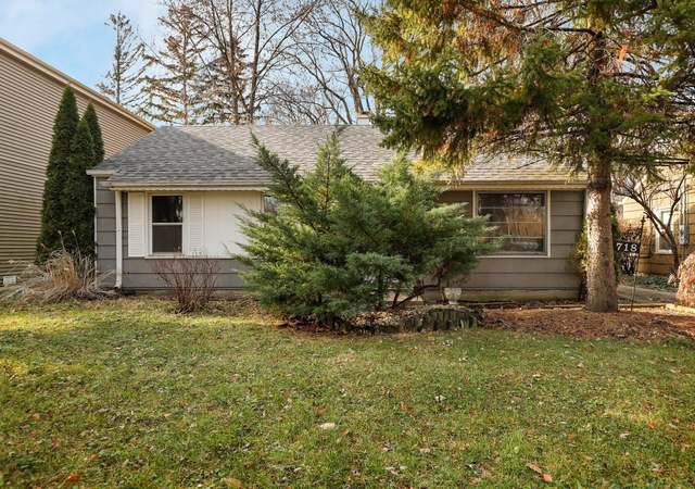 Photo of 718 Brown Ave, Evanston, IL 60202