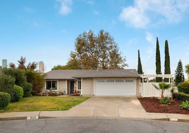 Photo of 920 Felicidad Dr, Fallbrook, CA 92028