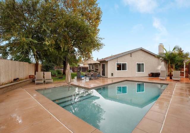 Photo of 920 Felicidad Dr, Fallbrook, CA 92028