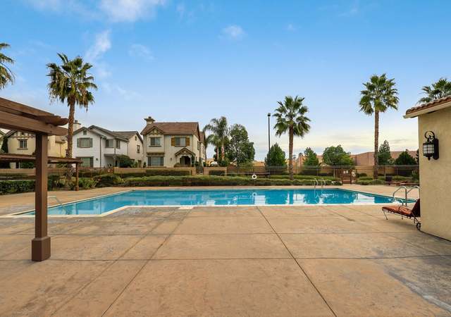 Photo of 402 Amargosa Way, Corona, CA 92880