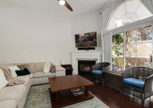 Photo of 11122 Riverside Dr #102, Toluca Lake, CA 91602