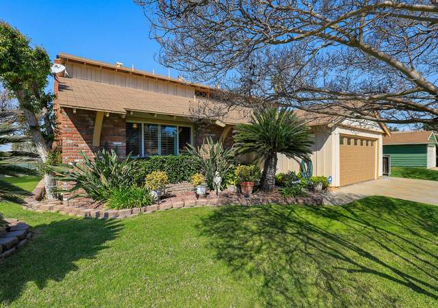 Photo of 450 Termino Ave, Corona, CA 92879