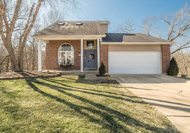 Photo of 857 Crescent Ridge Dr, Valley Park, MO 63088