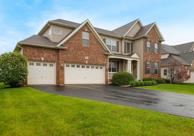 Photo of 607 Bennett Dr, North Aurora, IL 60542