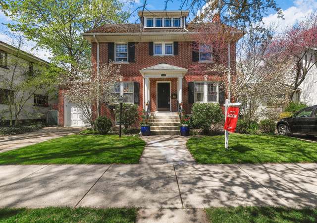 Photo of 2618 Lincolnwood Dr, Evanston, IL 60201