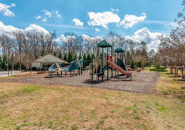 Photo of 5 Kennard Ct, Simpsonville, SC 29681
