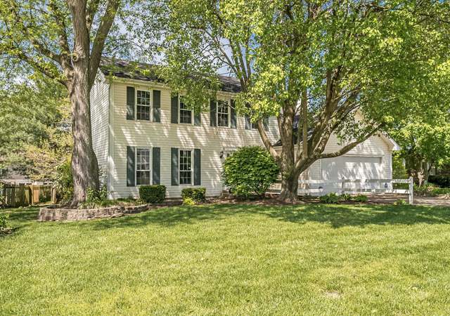 Photo of 821 Clintwoode Ct, Ballwin, MO 63021
