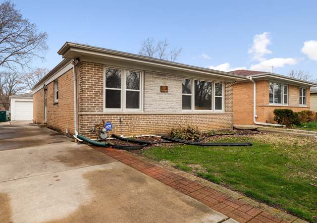 Photo of 323 Leclaire Ave, Wilmette, IL 60091