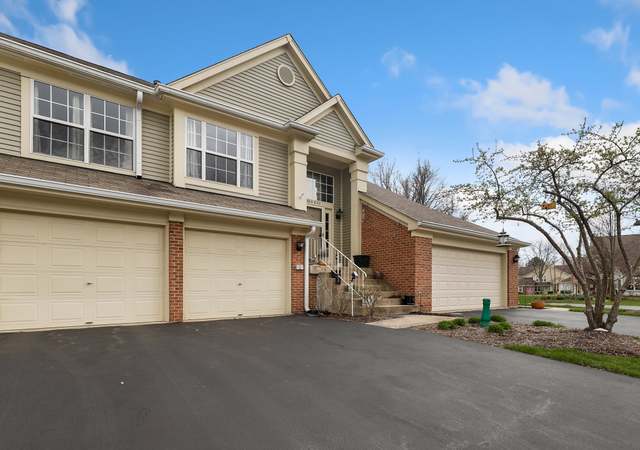 Photo of 30W027 Juniper Ct, Warrenville, IL 60555