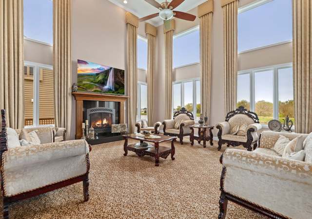 Photo of 4083 Teak Cir, Naperville, IL 60564