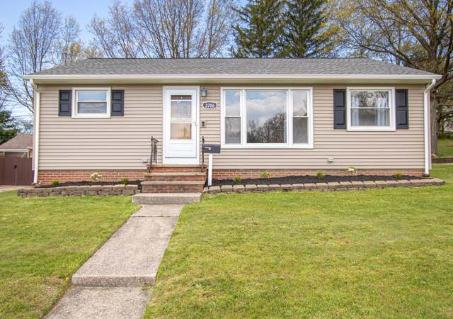 Photo of 2706 Priscilla Ave, Parma, OH 44134