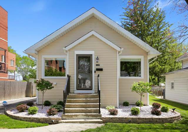 Photo of 1107 E Prairie Ave, Des Plaines, IL 60016