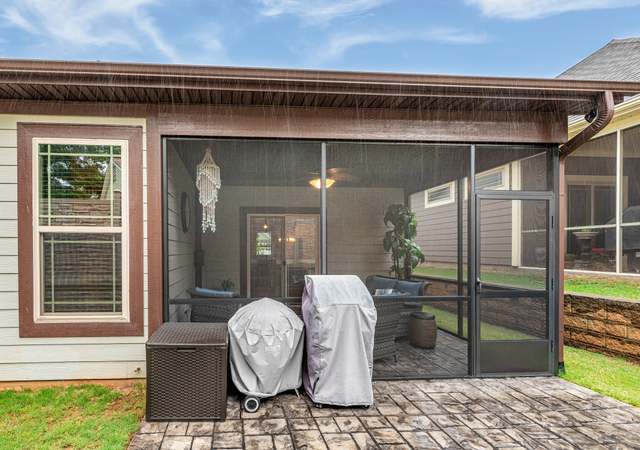 Photo of 241 Henrydale Dr, Easley, SC 29642-5900