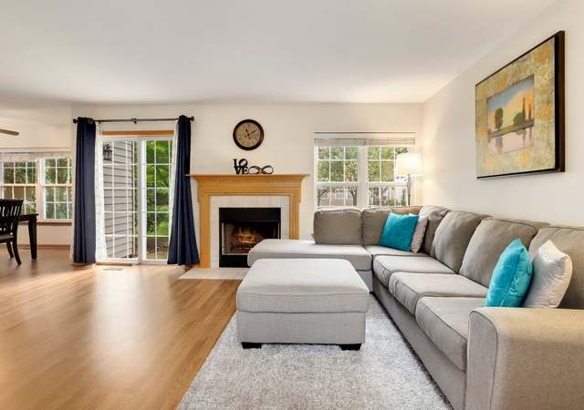 Photo of 2738 Borkshire Ln, Aurora, IL 60502