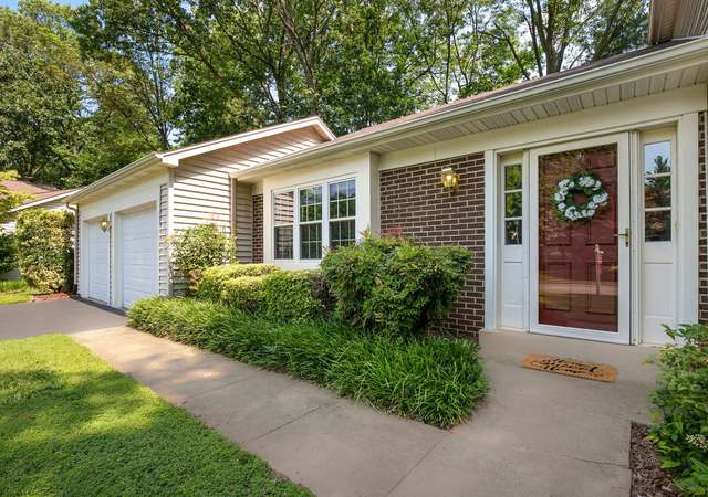 Photo of 5945 Oak Leather Dr, Burke, VA 22015