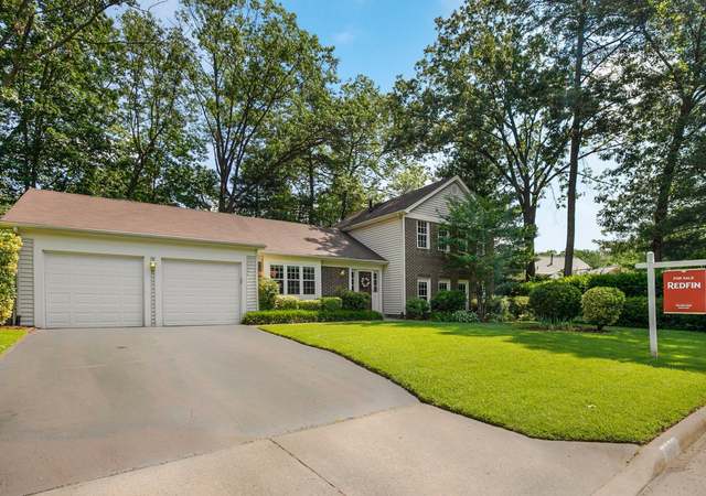 Photo of 5945 Oak Leather Dr, Burke, VA 22015