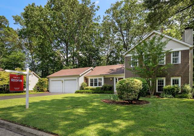 Photo of 5945 Oak Leather Dr, Burke, VA 22015