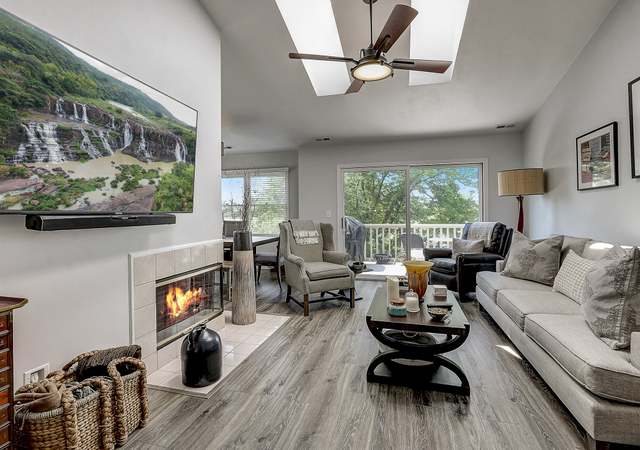 Photo of 1553 Aberdeen Ct #1553, Naperville, IL 60564