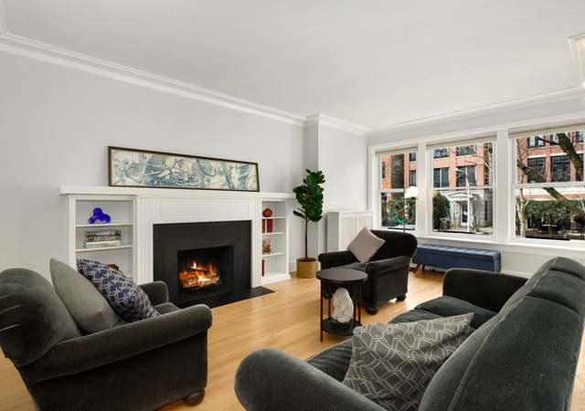 Photo of 2851 N Burling St Unit 1S, Chicago, IL 60657